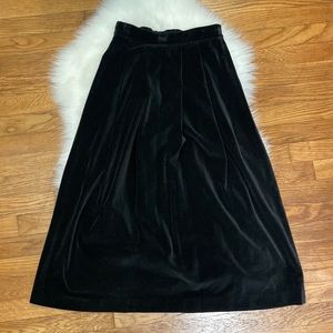 ‼️3 for 10‼️ Vintage Karen Scott Midi Skirt